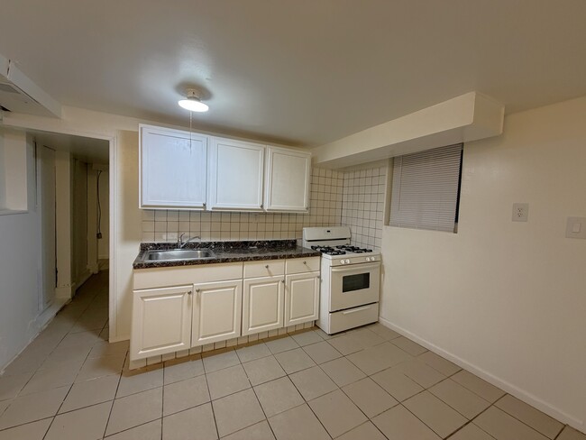 Photo - 5159 S Albany Ave Unit G