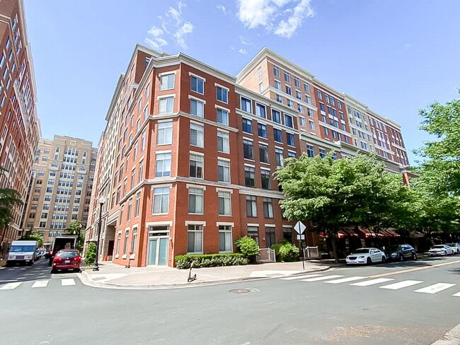 Luxurious 2 Bed 2.5 Bath Condo In Sought A... - Luxurious 2 Bed 2.5 Bath Condo In Sought A...