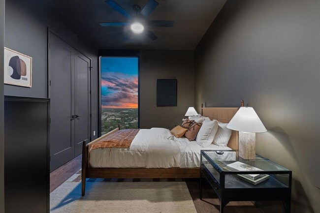 Photo - 84 East Ave Unit 1906