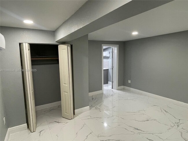 Photo - 1221 NE 210th Terrace Unit B