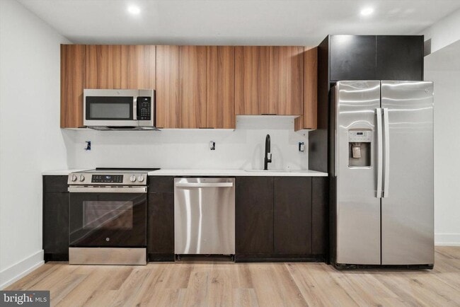 Photo - 808 N 3rd St Unit 17