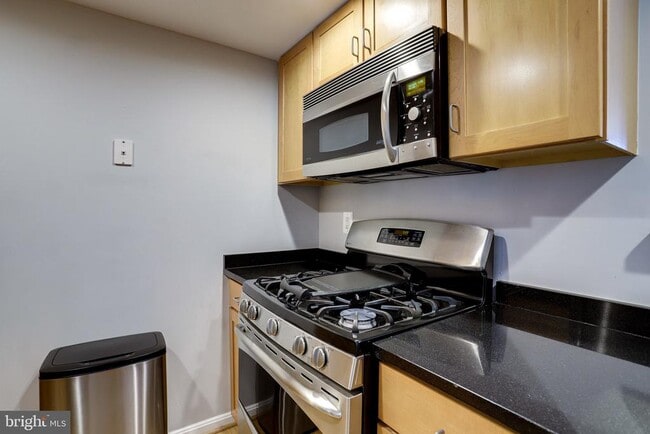 Photo - 2220 Fairfax Dr Unit 601