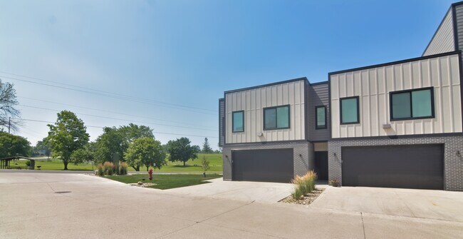 Photo - 1 Crosby Park Dr Townhome