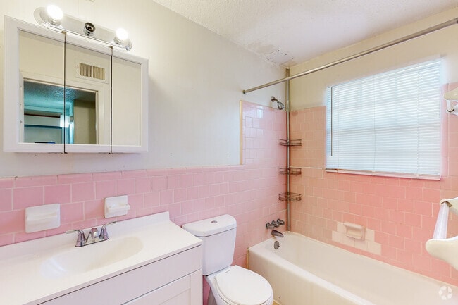 1BD 1BA 800SF 1C