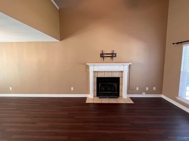 Photo - 110 Tudor Pl