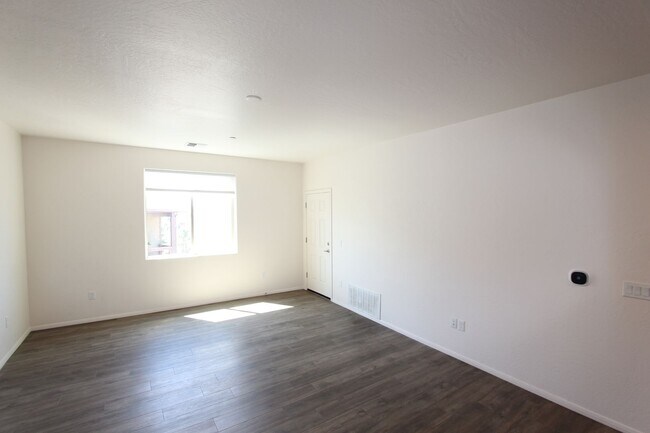 1650 E Ponderosa Pkwy