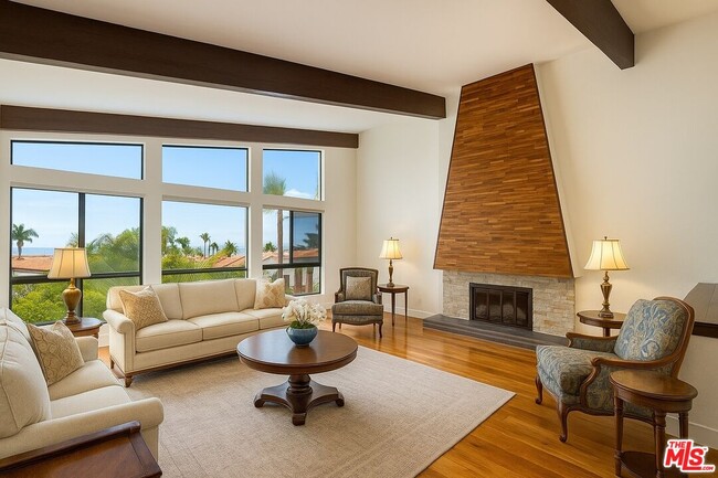 Photo - 6401 Via Baron