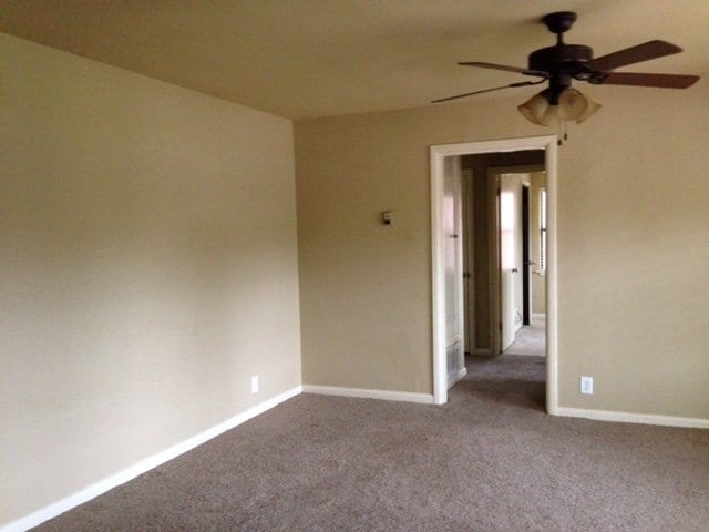 Photo - 107 Park Cir