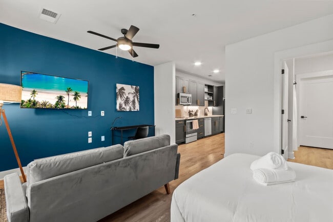 Photo - 1116 Gramercy Ln Unit ID1316310P