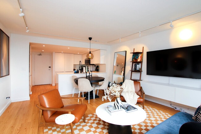Photo - 3100 N Lake Shore Dr Unit 1404