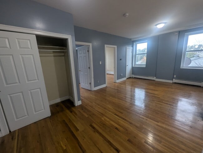 Photo - 672 Congress Ave Unit 4