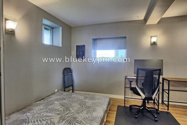 Photo - Studio Basement Apartment on Hamilton Street