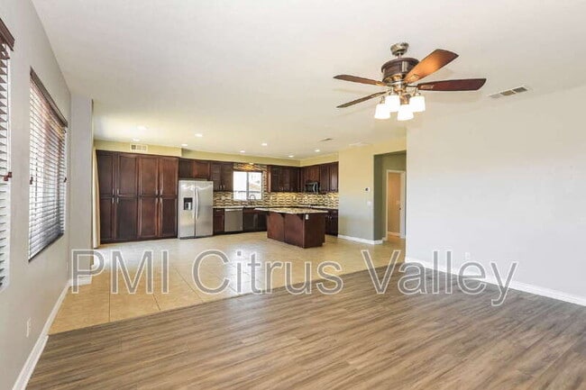Photo - 28560 Sunridge Ct