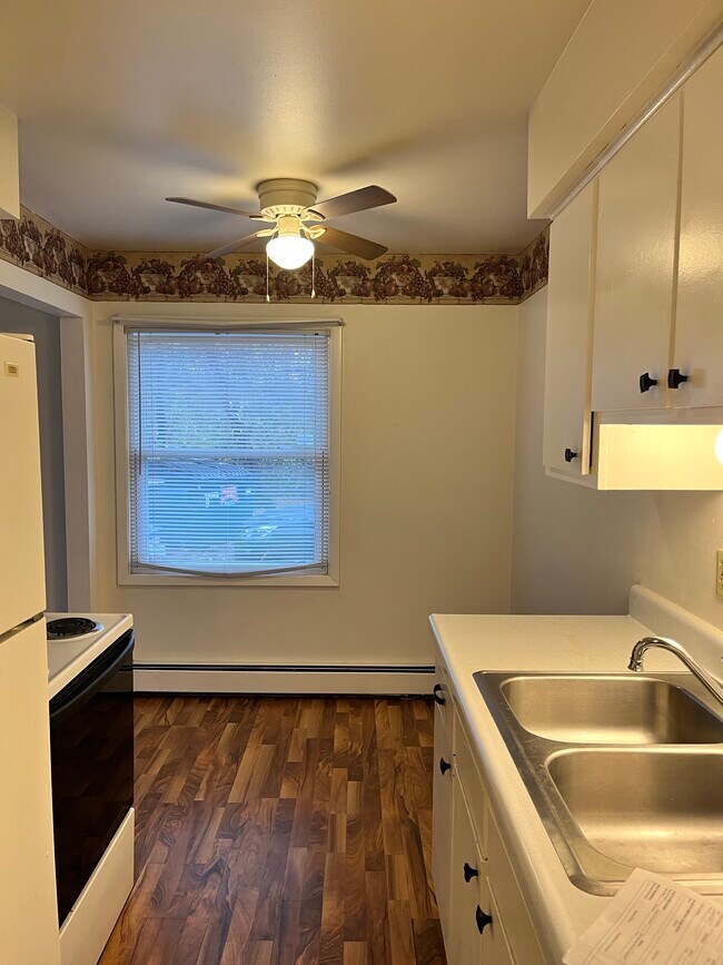 Photo - 3701 Robert Pl Unidad 100