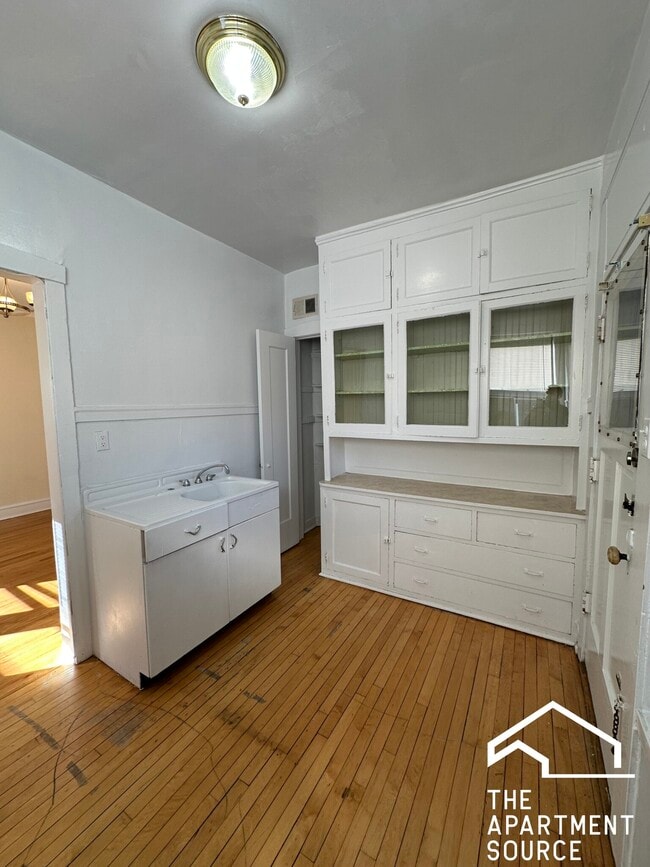 Photo - 1307 Oak Ave Unidad W3