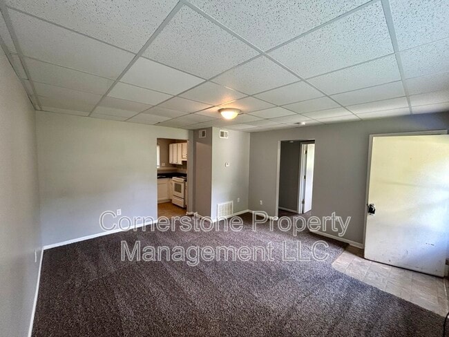 Photo - 202 Grace St