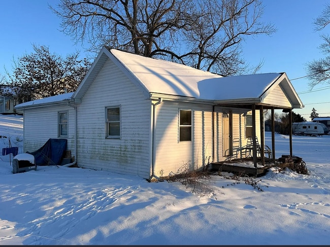 Photo - Cozy 2-Bedroom Home for Rent in Atalissa IA!