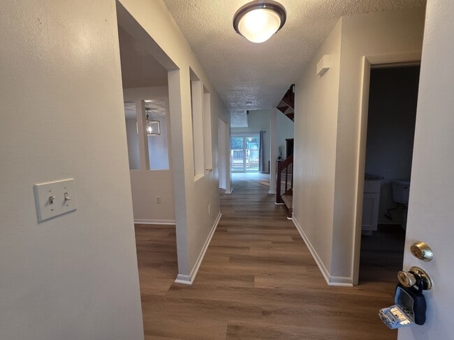 4080 Sherman Oaks Ave