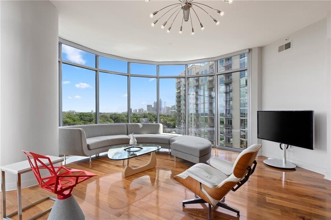 Photo - 222 12th St NE Unidad 1806