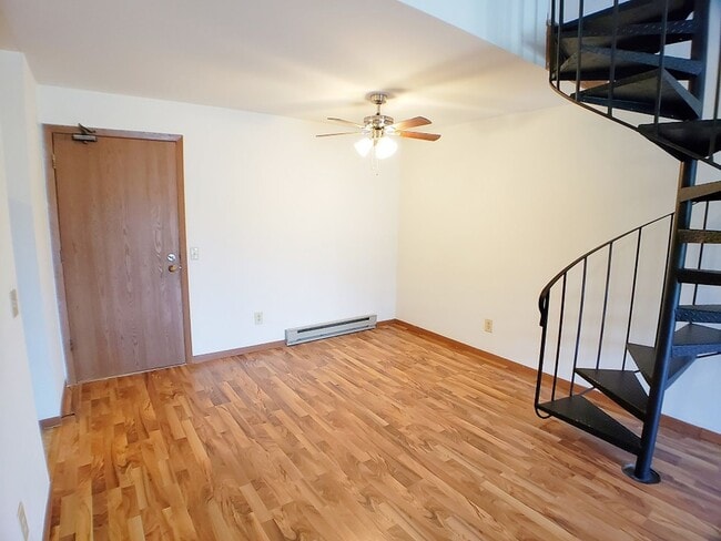 Photo - Orchard Village Apartments