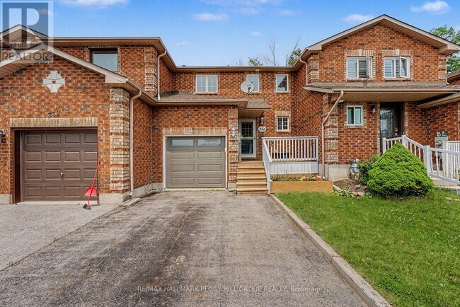 Photo - 334 Dunsmore Ln