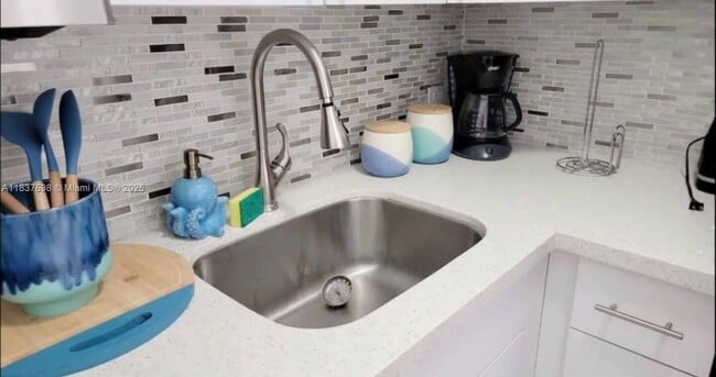 Photo - 7904 West Dr Unidad 205