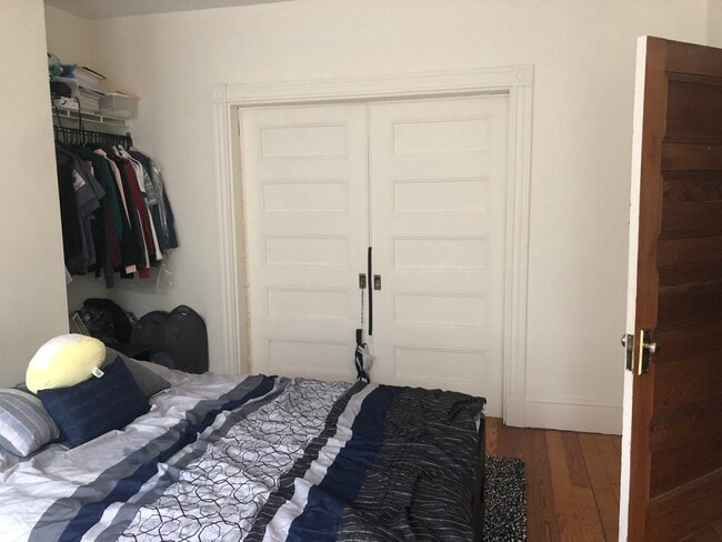 Photo - 121 Calumet St