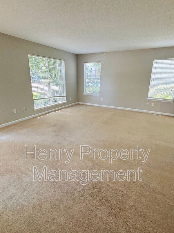 Photo - 114 Riva Trace Dr