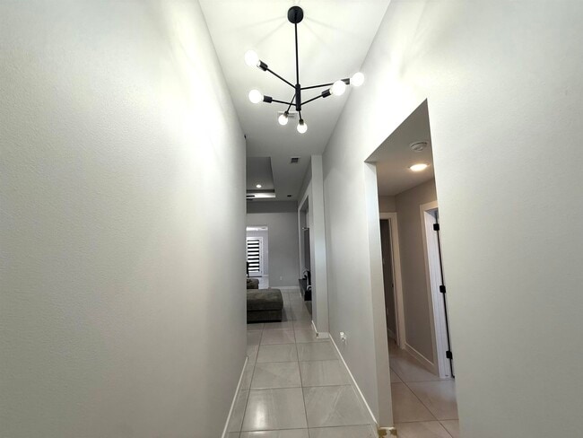 1604 Latigo Lp