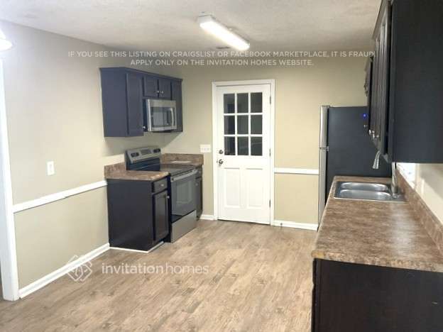 Photo - 113 Fernbank Dr