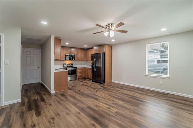 Photo - 4901 Curzon Ave