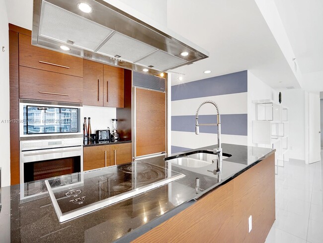 Photo - 495 Brickell Ave Unit 2504