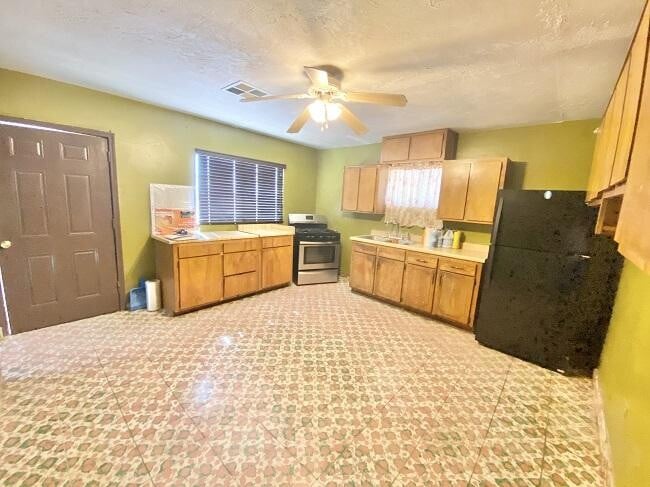18446 Boren Pl