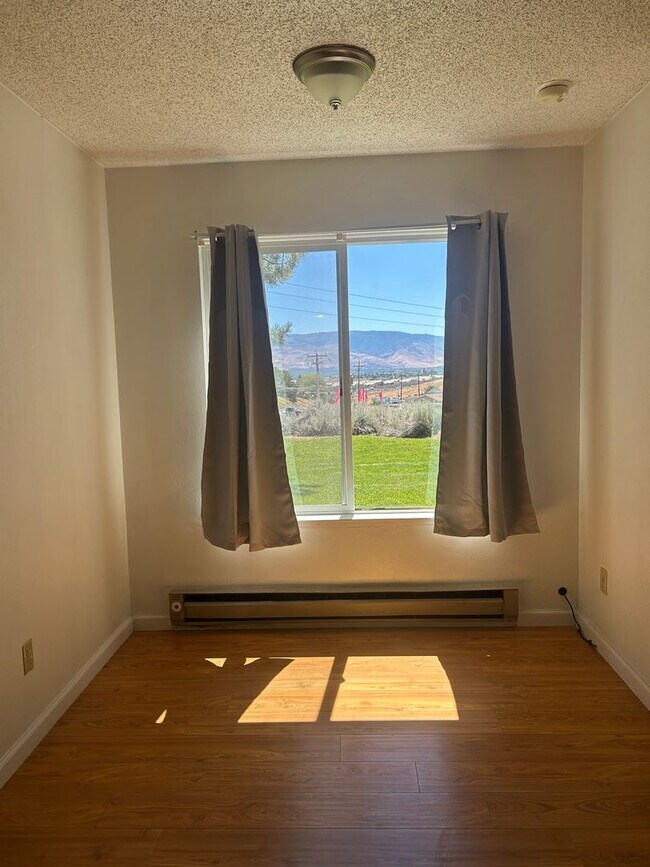 Photo - Charming 1/1 in Great Location Unit G1