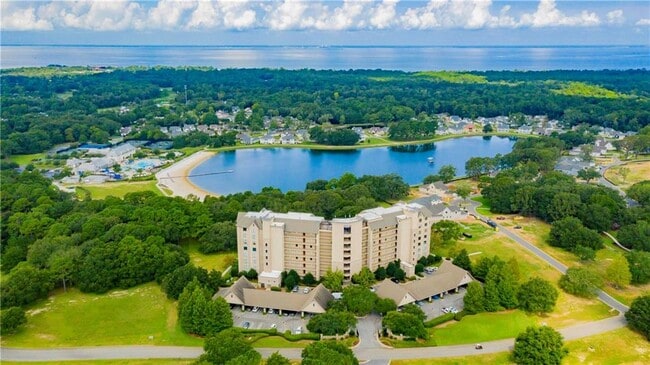 Building Photo - 18269 Colony Dr Unit 306