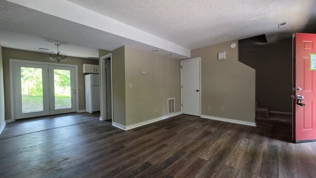 Photo - Townhouse in Smoketree Apartments