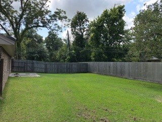 Photo - 129 Old Angleton Rd