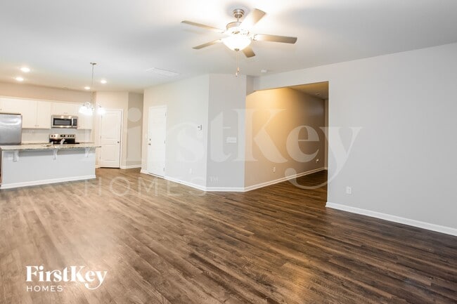 Photo - 9531 Hamel St