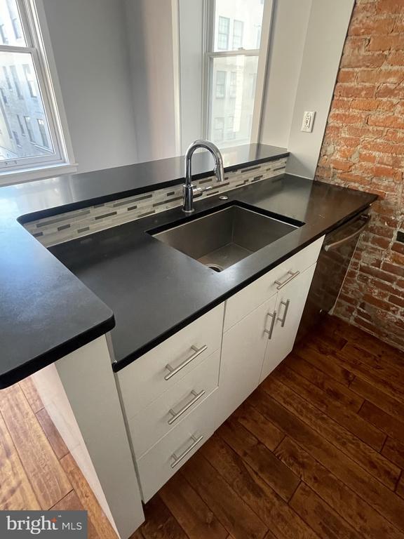 Photo - 126 S 16th St Unit 3F