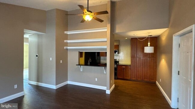 Photo - 5701 Rowanberry Dr Unidad 107