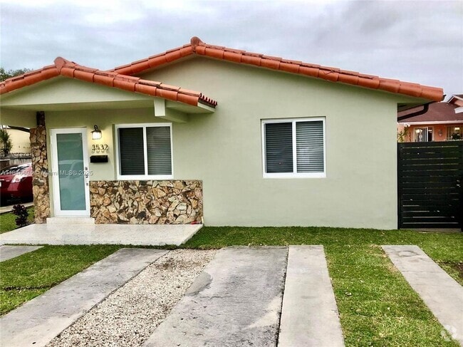 Building Photo - 3532 NW 6th St Rental