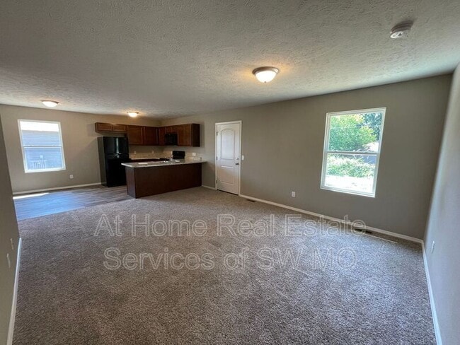 Photo - 491 Hudson Ave