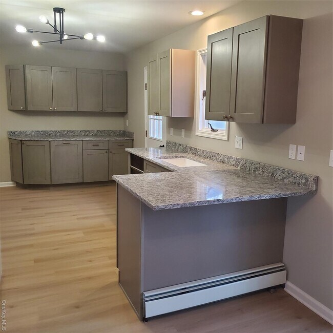 Photo - 71 E Searsville Rd