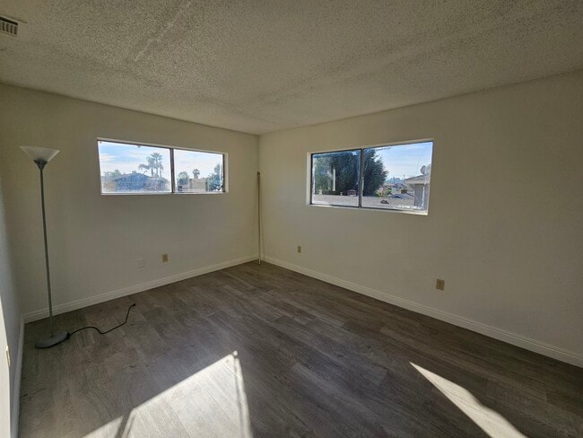 Photo - 2385 Chanslor St Unit #4