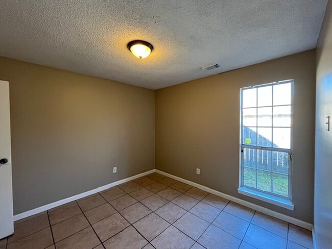 Photo - Renovated 3 Bedroom 2 Bath Home for Rent!!