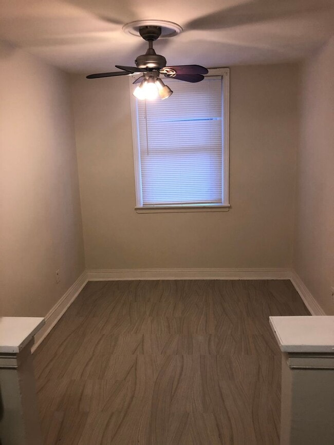 Photo - 3901 Elsinore St Unit 1st Floor