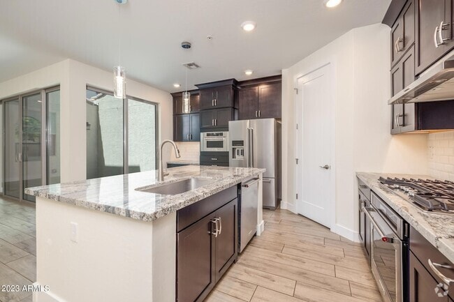 Building Photo - 3855 S McQueen Rd Rental