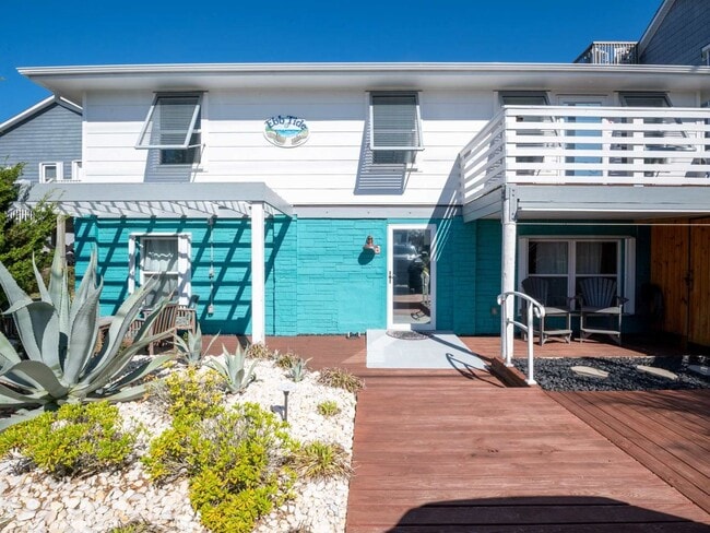Photo - OFF-SEASON BEACH BLISS AWAITS! YOUR FURNISHED MONTHLY RENTAL OASIS!