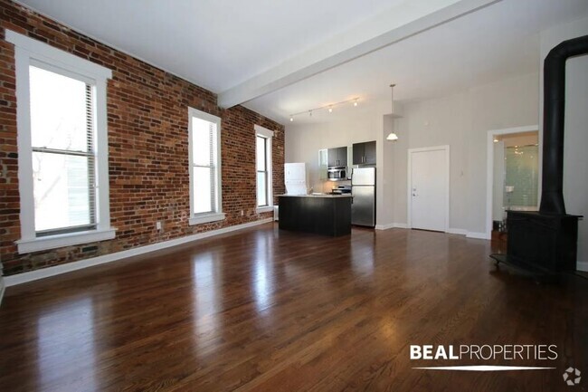Building Photo - 1 bedroom in CHICAGO IL 60614 Unit 302 Rental
