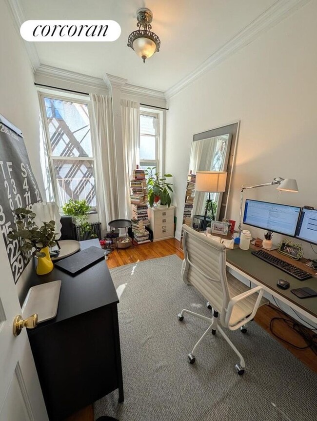 Photo - 105 Christopher St